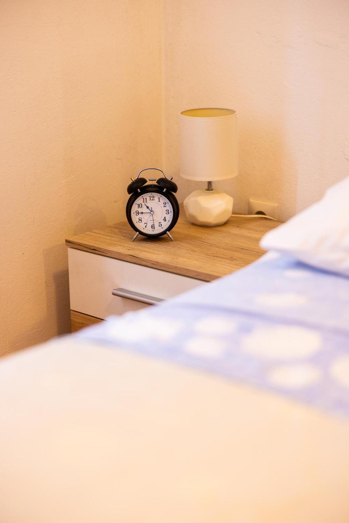 Apartman Nora Omis Bagian luar foto